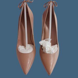 Stuart Weitzman Peekamids Bambina Nappa Leather Pointed Toe Heels M6.5 Nude